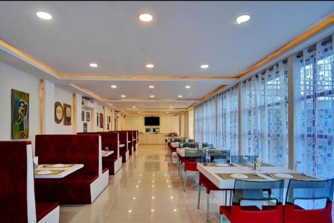 Gods County. Resort & Banquets 타라피트 외부 사진